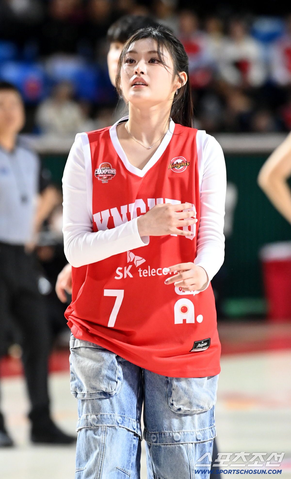 [포토] 피프티피프티 아테나, 농구 실력 보여드릴게요