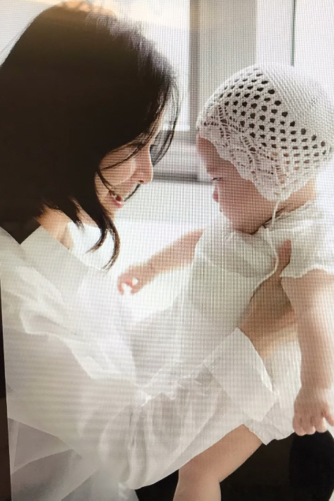 [전문] 싱글맘 최정윤, 前남편 언급…"함께는 아니지만 딸 지지·응원 고…