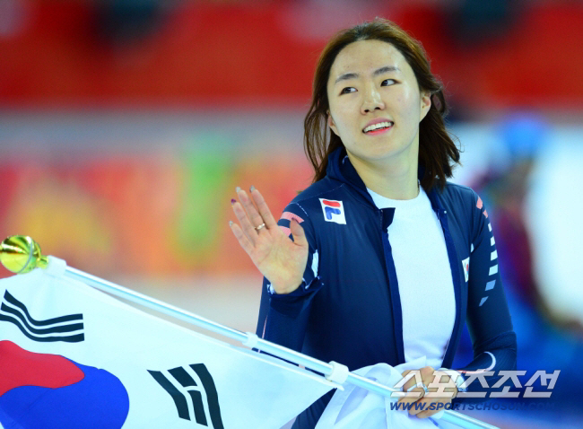 "이상화가 꿈, 세계 기록 깬 게 비현실" 12년 만에 같은 장소에서 허…