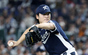 김광현 봉중근 '왼손 킬러'는 추억속으로...이제 '일본 킬러'는 우완 투수다. 이제 일본에 왼손타자가 없다