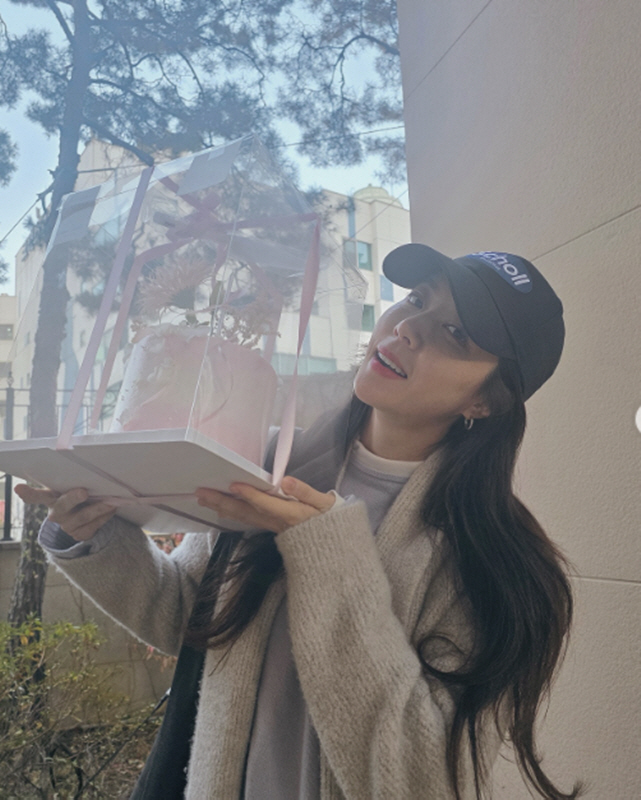 박한별, '버닝썬 논란' 남편과 함께였나...성대한 41번째 생일파티