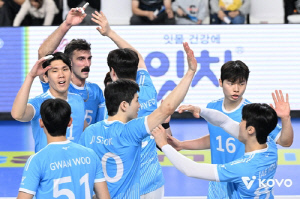 '고공비행' 대한항공·'고속질주' 도로공사, 연승 행진 원동력은