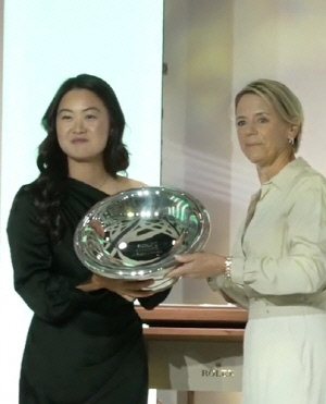 LPGA 투어 시즌 시상식 개최…이민지, 안니카 메이저어워드 수상