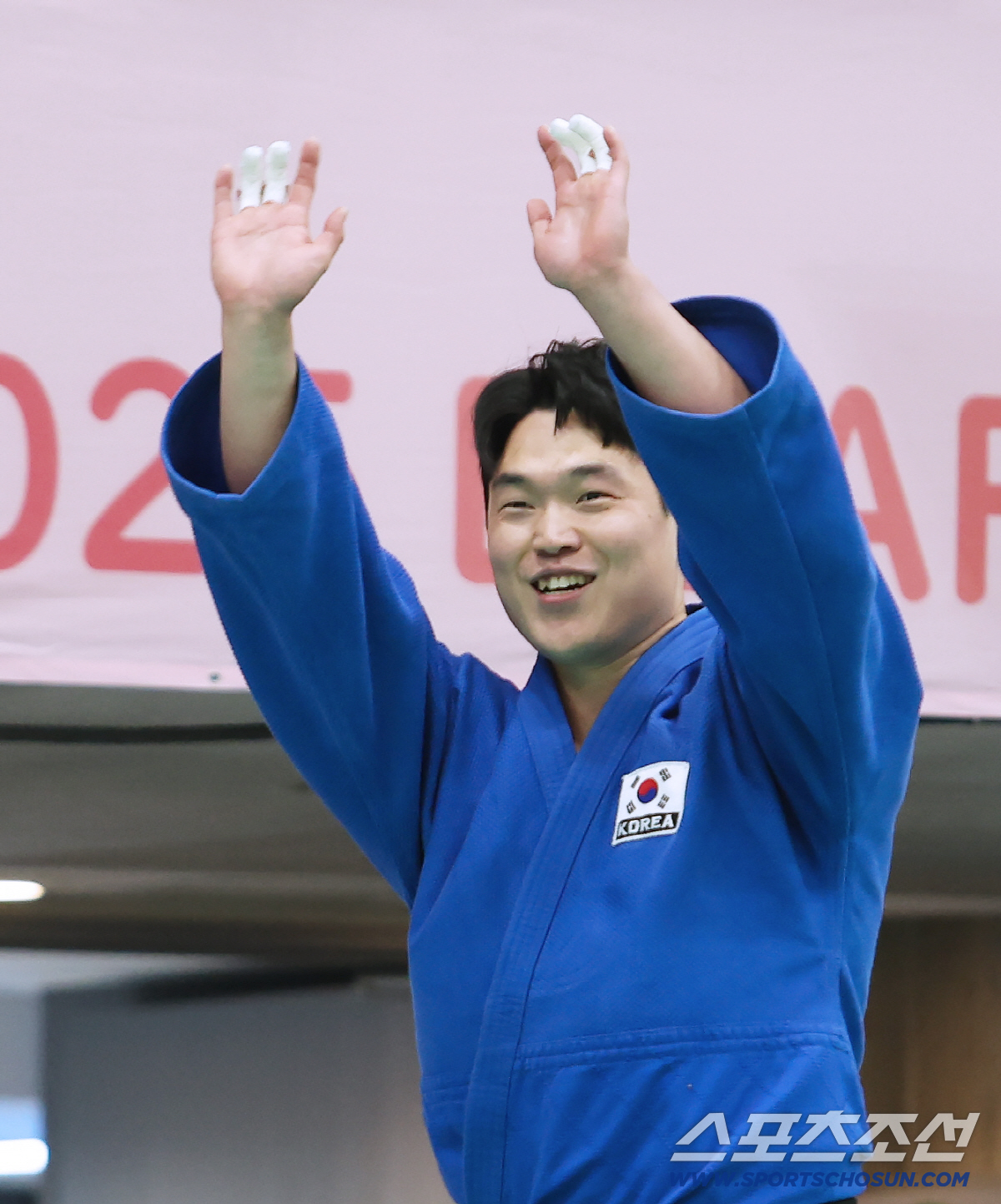 "金,金 메치기!" '남녀유도 월클'김민석X홍은미 나란히 금메달! 韓유도…