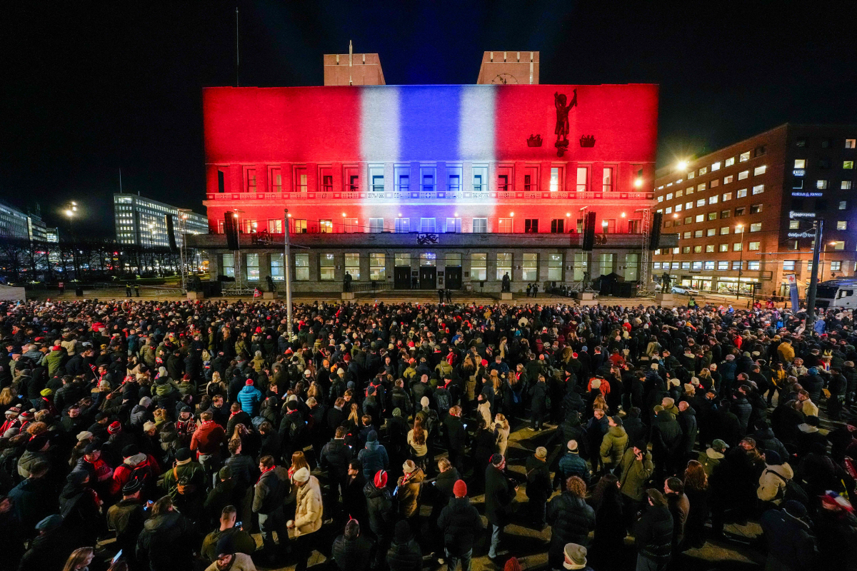 "뭐하는 거?엉덩이 왜 만져!" 홀란,伊DF에 대폭발→멀티골 작렬→노르웨…
