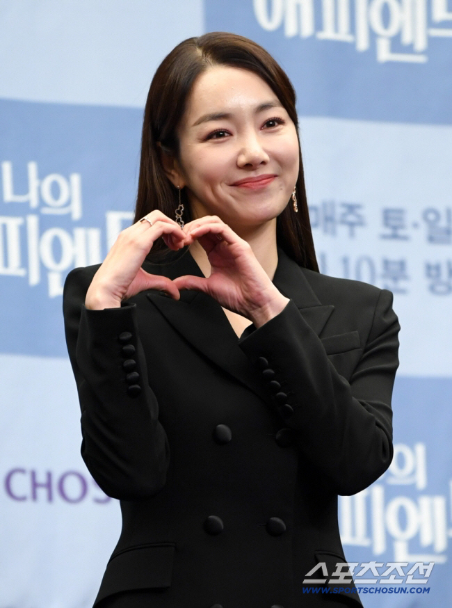 [단독] '인교진♥'소이현, 내조의 여왕 된다…'사랑을 처방해드립니다' …