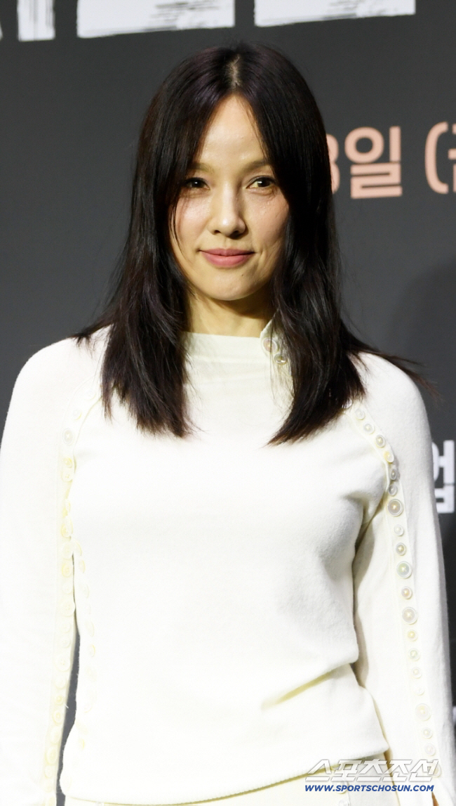 [인터뷰②] '저스트 메이크업' PD " MC 이효리 '나를 빼고 K-뷰…