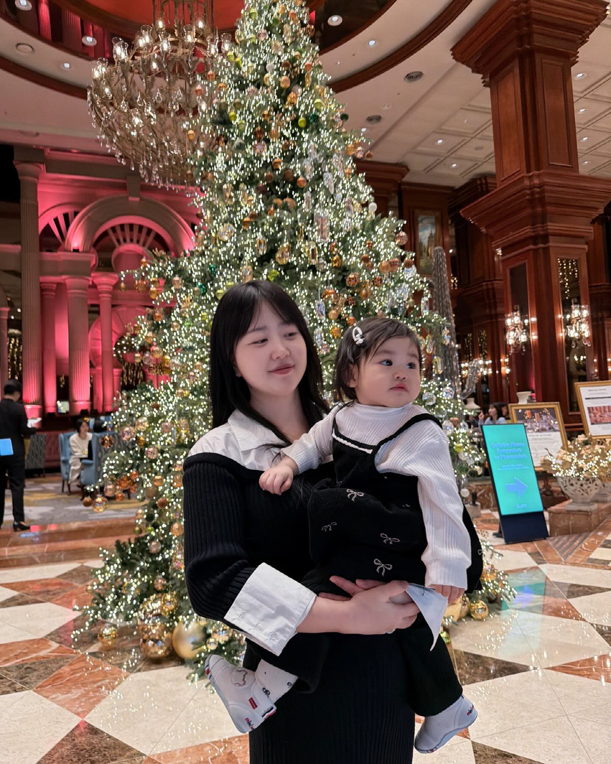 '박수홍♥'김다예, 딸이 엄마도 아빠도 닮았네…옷까지 시밀러룩[SCin스…