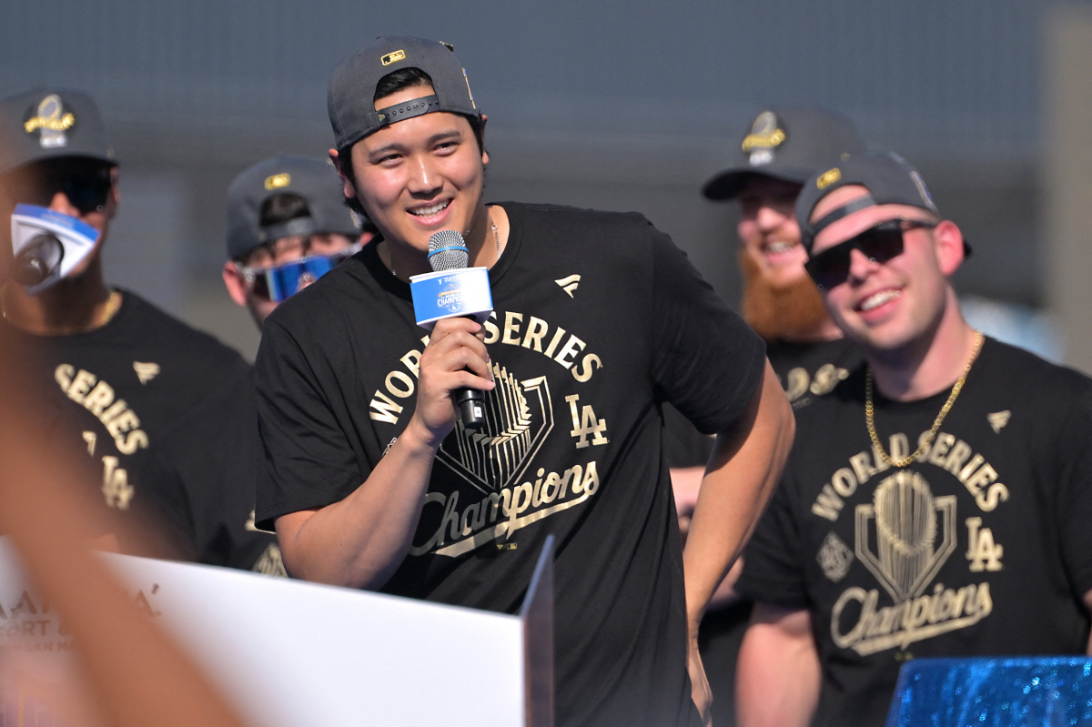 MLB도 오타니의 트로피를 세기 시작했다, WS 우승 2개-MVP 4개-…