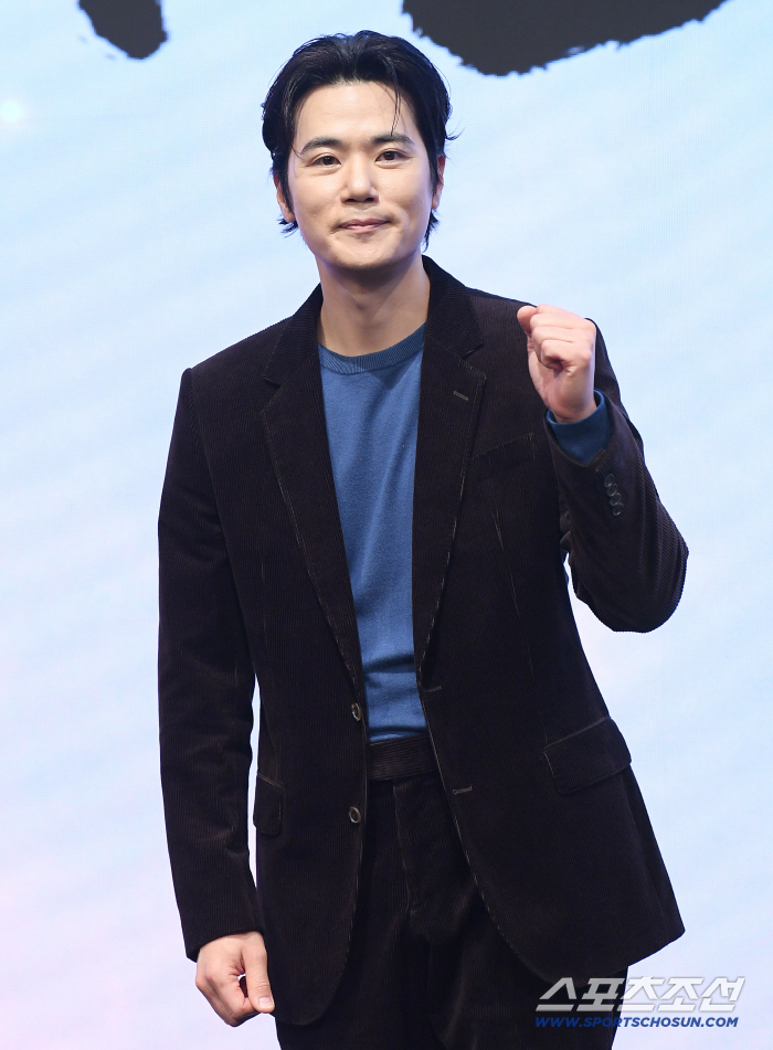 '한혜진 형부' 김강우 "두 아들에게 창피하지 않도록 열심히 할 것" ('문무')