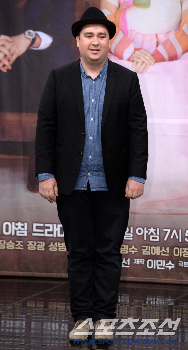 샘 해밍턴, 자녀 노출했다가 날벼락 "윌리엄·벤틀리 팬이라며 다짜고짜 집…