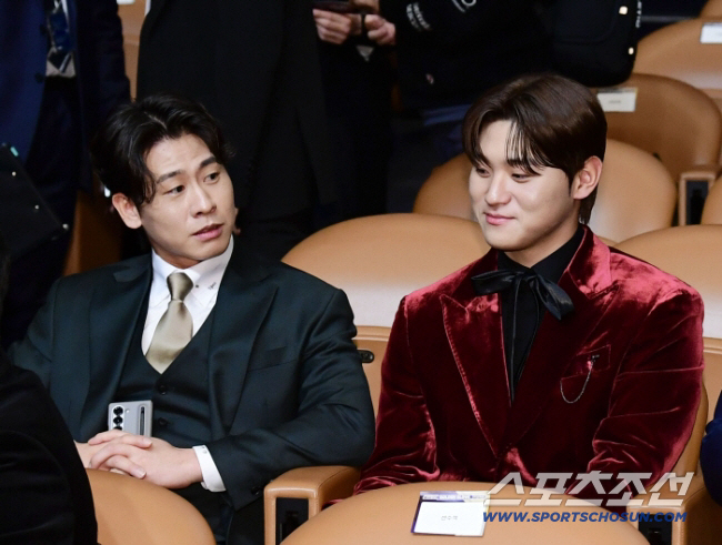 MVP 김도영의 홀로서기, 떠나는 멘토 박찬호에게 "야구 가르쳐주셔서 감…