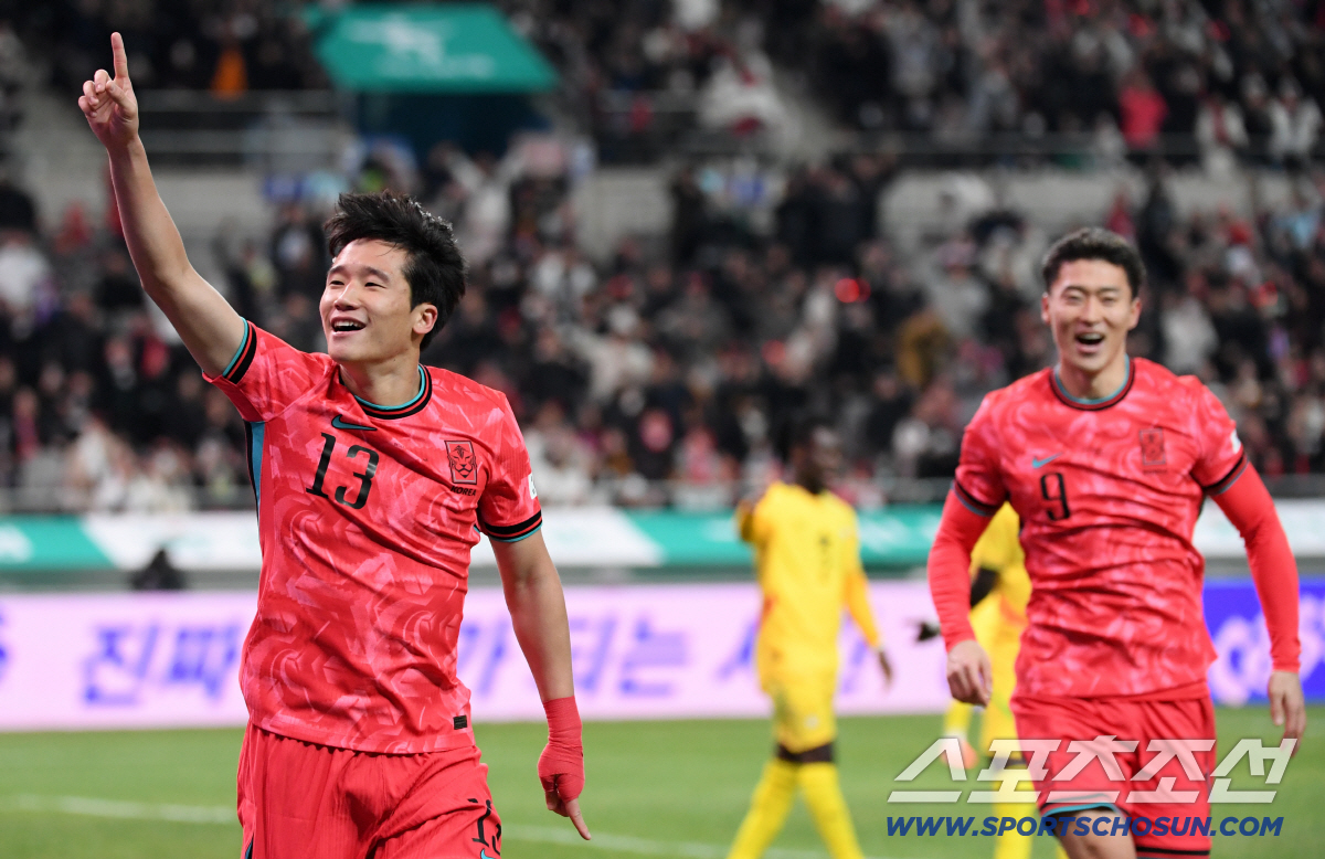 [가나전 현장리뷰]홍명보호 새 역사 '포트2' 확정! 이강인 도움→이태석…