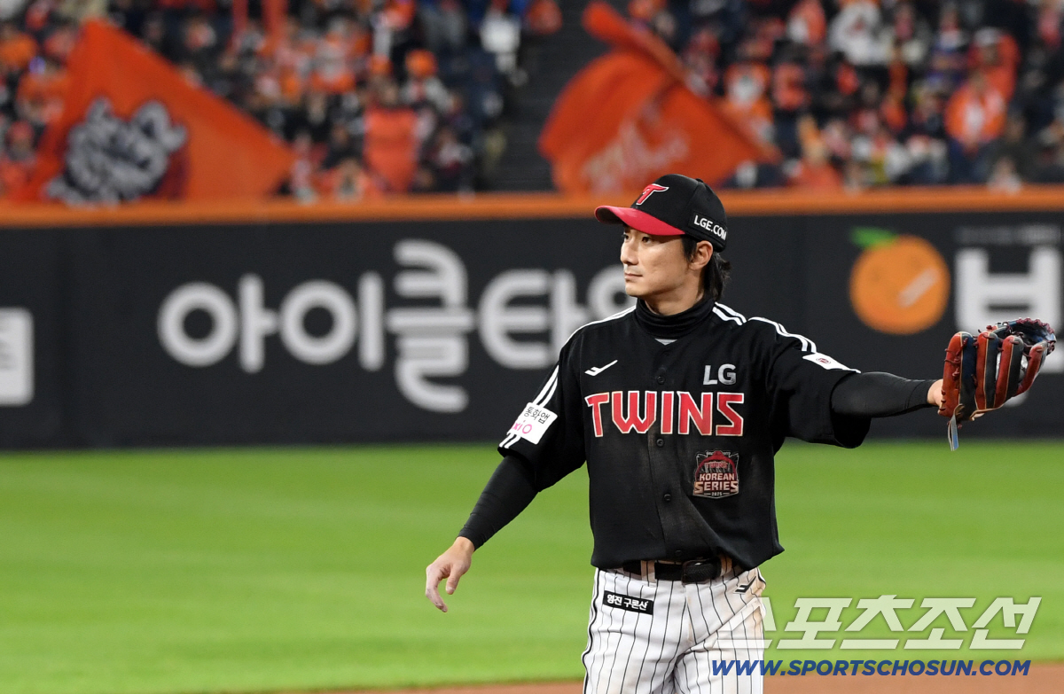 '수비상 최대이변' 김혜성 떠난 2루수 '투표 1위' 신민재가 아니라니.…