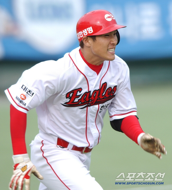 "근성과 패기, 멘탈 강조" 한화 야구의 뿌리, 천안북일고 새 사령탑에 …