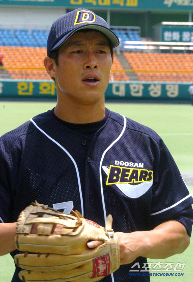 "근성과 패기, 멘탈 강조" 한화 야구의 뿌리, 천안북일고 새 사령탑에 …