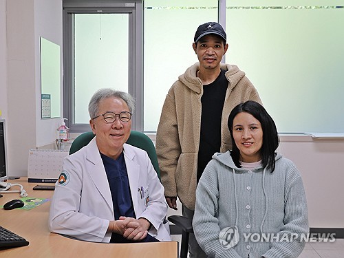 울산대병원, 네팔인 부부 간이식 성공…아내가 남편에 기증