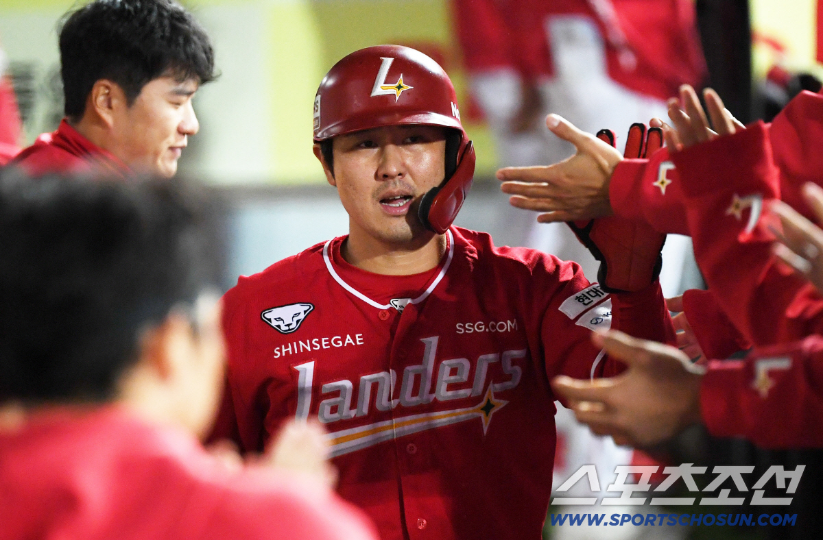 '5년전 42억이 마지막 투자였다' 외부 FA에 유독 인색한 팀, 드디어…