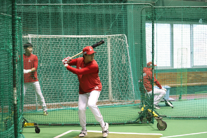 "너 홈런 30개 못치면 안되겠는데?" NPB 403홈런 전설도 깜짝, …