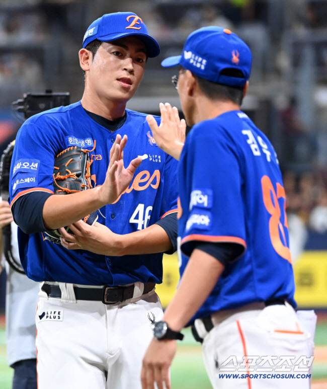 '와 4억이나?' KIA는 왜 35살 베테랑 특급 대우했나…"감독님이 원…