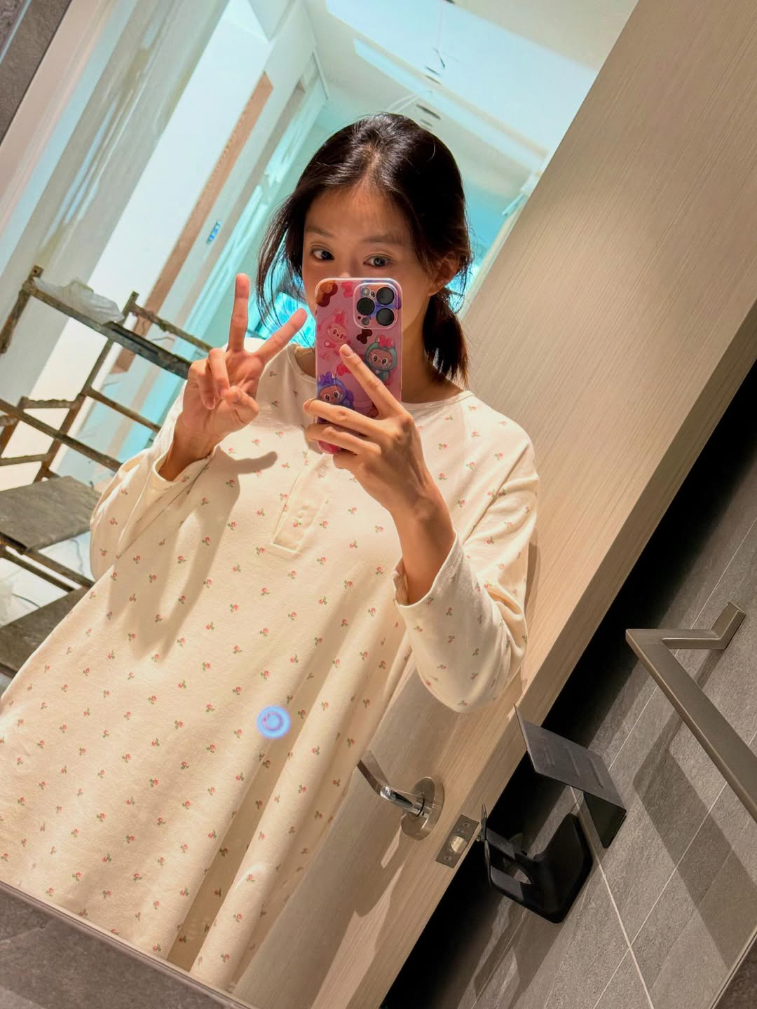 이시영 첫째子, 똑닮은 '생후 15일' 여동생 안고 행복..."오빠의 진…