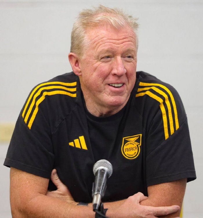 "이렇게 끝나서는 안됐다" 'BBC'의 탄식, 인구 15만 퀴라소에 발목…