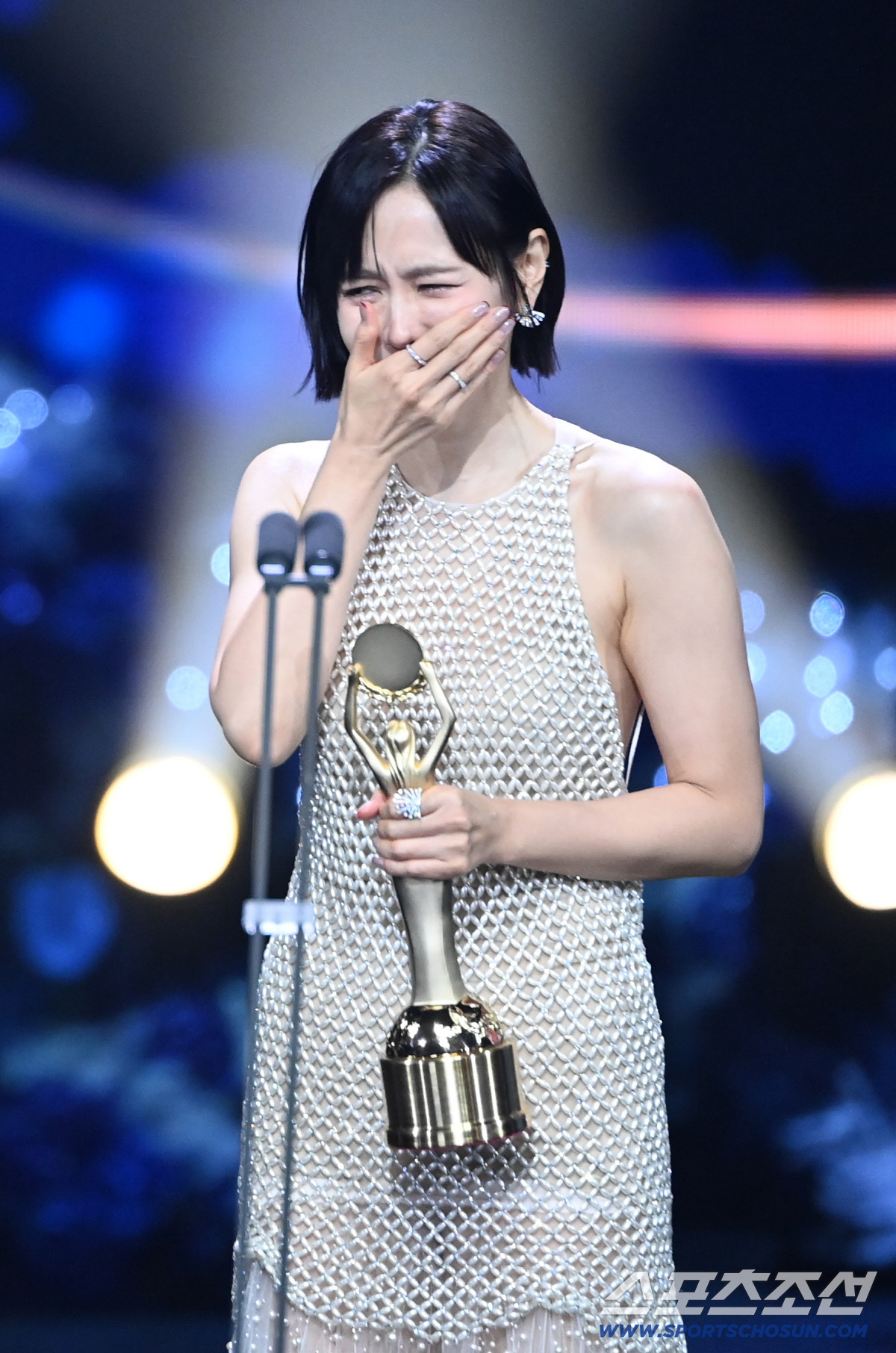 현빈♥손예진, 청룡 휩쓸었다..인기상·주연상 '동반 2관왕' 쾌거 [청룡…