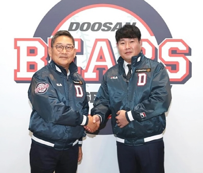 '미스터리' 리코는 어떻게 50명이 넘는 선수를 데리고 있나...15명 …