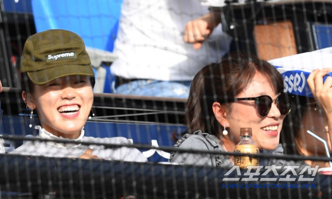 '미스터리' 리코는 어떻게 50명이 넘는 선수를 데리고 있나...15명 …