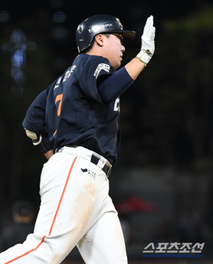 한화가 이런 날이 올 줄이야…'최다 유출→영입 無' 19년 만에 KS, 우연 아니다