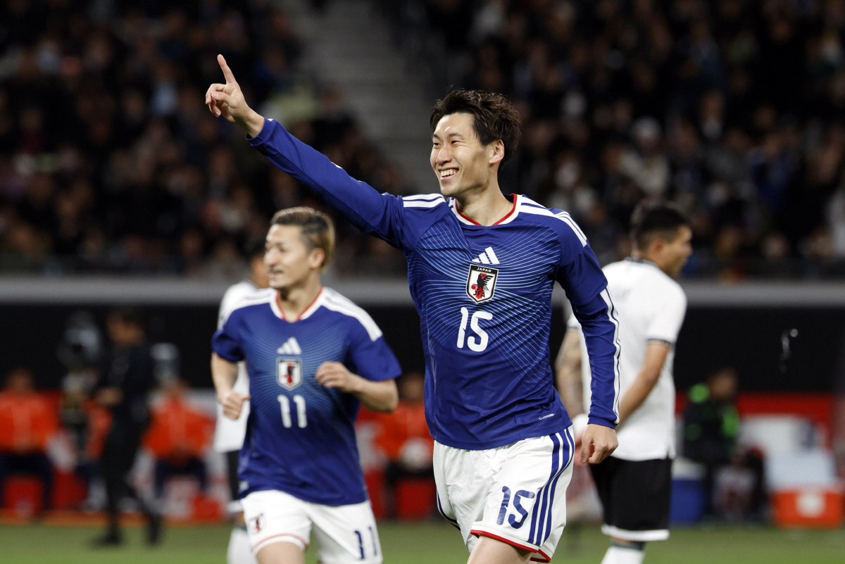 "'포트2' 확정" FIFA 오피셜 11월 랭킹 공개, 홍명보호 22위 …