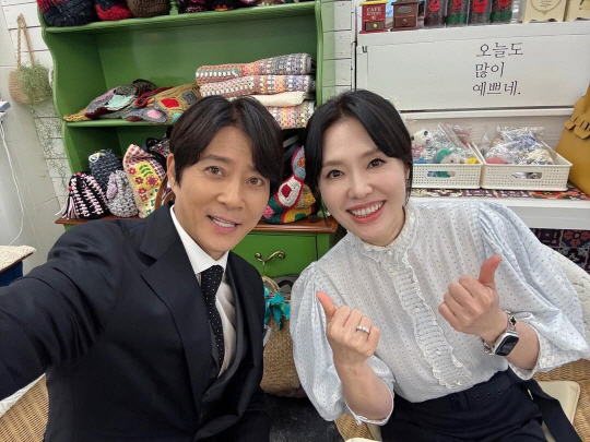 최수종♥하희라, 결혼 32주년..리마인드 웨딩 추억 "처음 만난 그 순간…