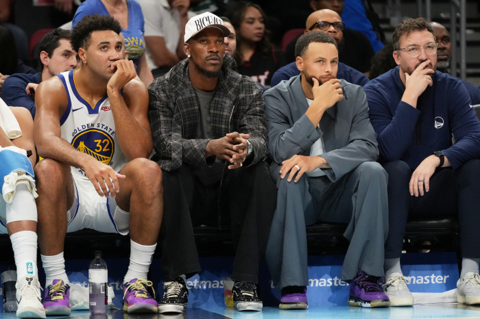 커리없는 골스는 모래성.마이애미에 분패. 결국 승부처 해결사가 없었다