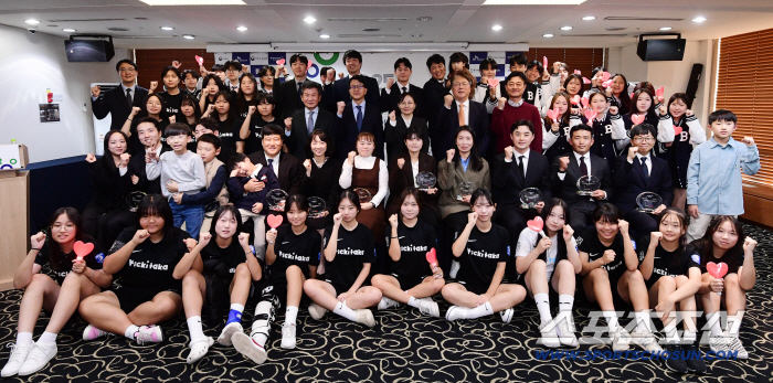 "학생들을 위한 일이잖아요!" 열정+헌신으로 새 지평 연 '학교 체육' 우리 선생님 이야기