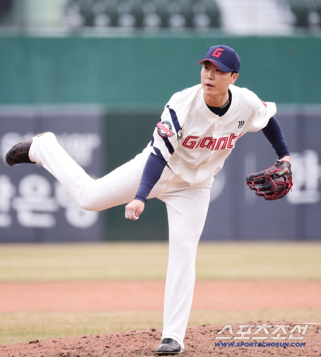 "눈물나서 말을 못하겠네" 마지막 가을야구 영웅 → 13년 원클럽맨 안녕…