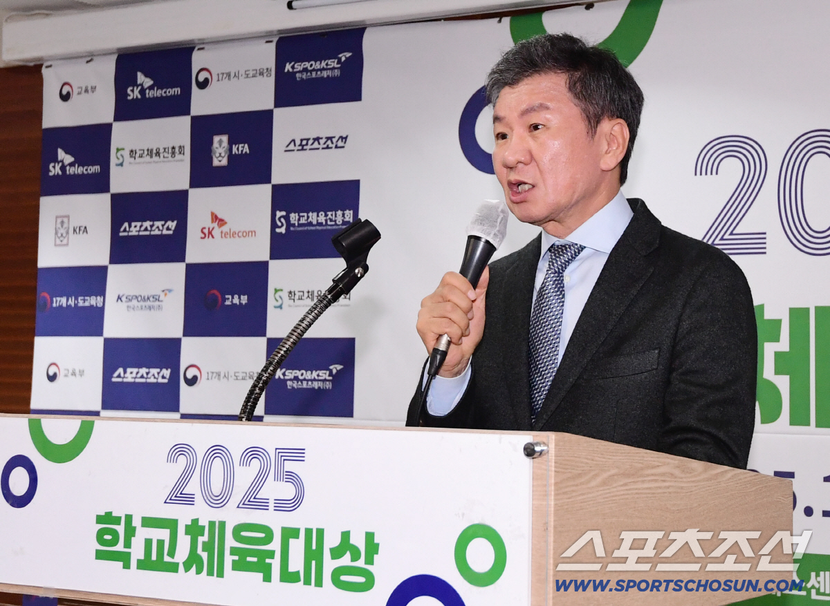 엘리트 선수처럼 "수비 라인 내려"→"고등학교 가서도 할래요" 그라운드서…