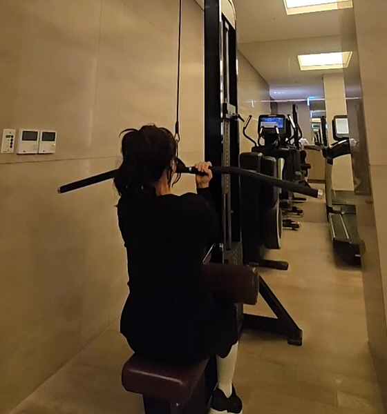 홍현희 맞나?...'16kg' 감량 후 반쪽된 근황 "등 뿌시기"