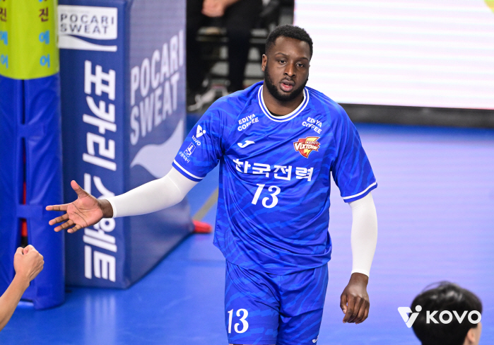 '베논 24득점 폭격' 한국전력 4위 점프! 현대캐피탈 셧아웃+충격 3연패, 범실 21개 '자멸' [V리그리뷰]