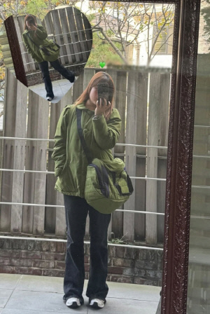 '위고비 해명' 악뮤 수현, 무보정 전신 셀카 보니...확 달라진 몸매