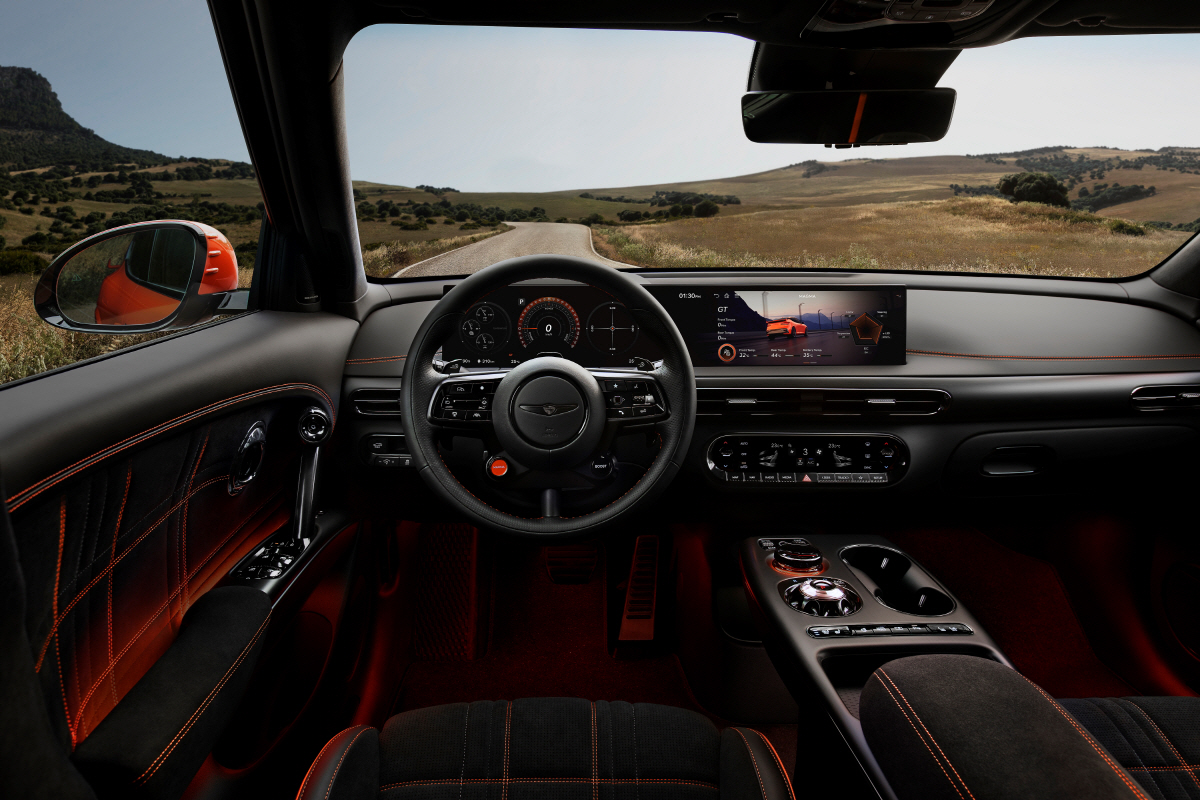 제네시스, 'GV60 마그마' 최초 공개…브랜드 출범 10년, 브랜드 확…