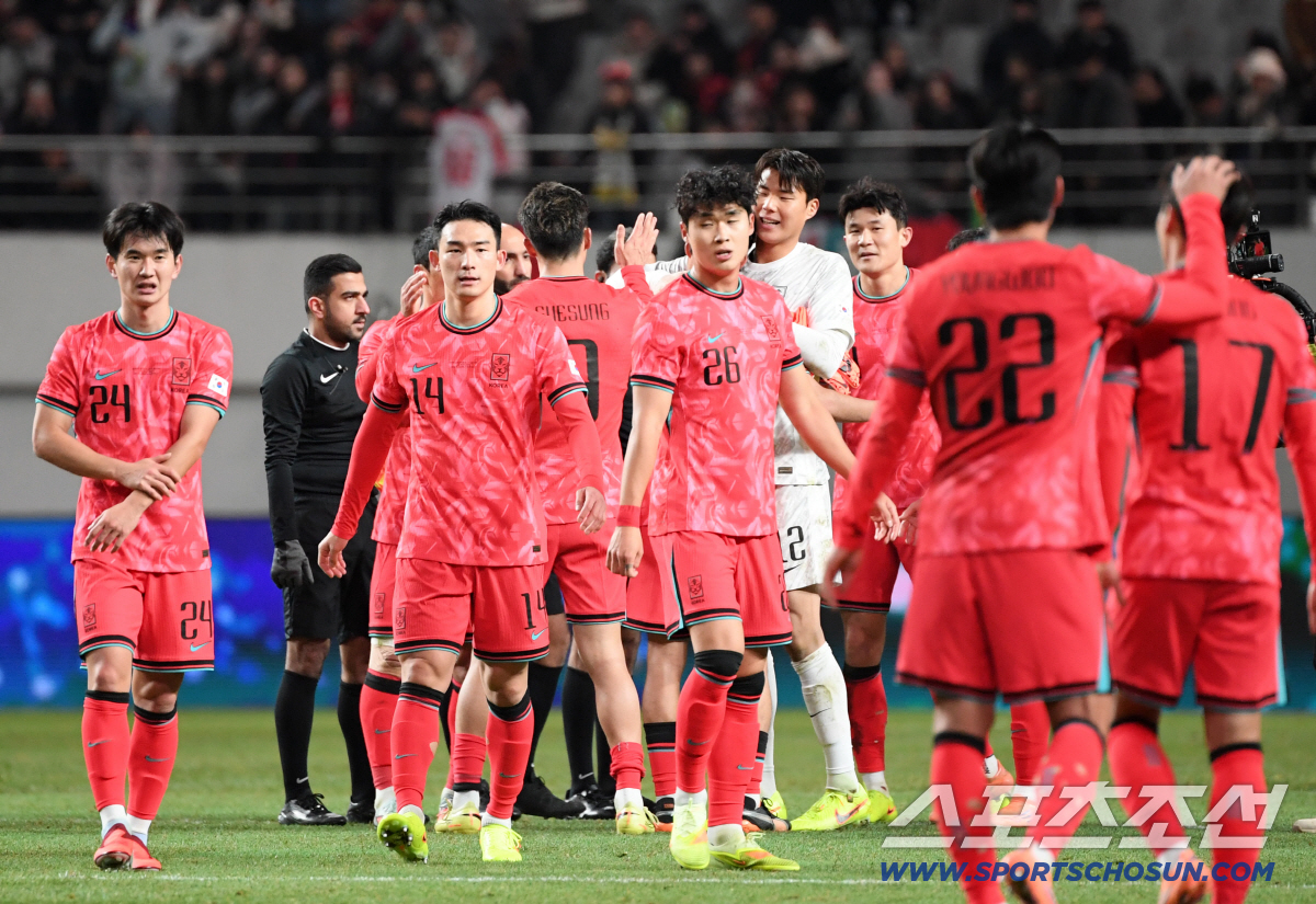 美 깜짝 예측! '역사적 포트2 확보' 홍명보호 토너먼트 진출 청신호? …