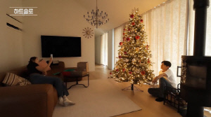 '연하와 결혼운' 한혜진, '4세 연하' 하준♥ 별장으로 불러 데이트..母와 인사까지