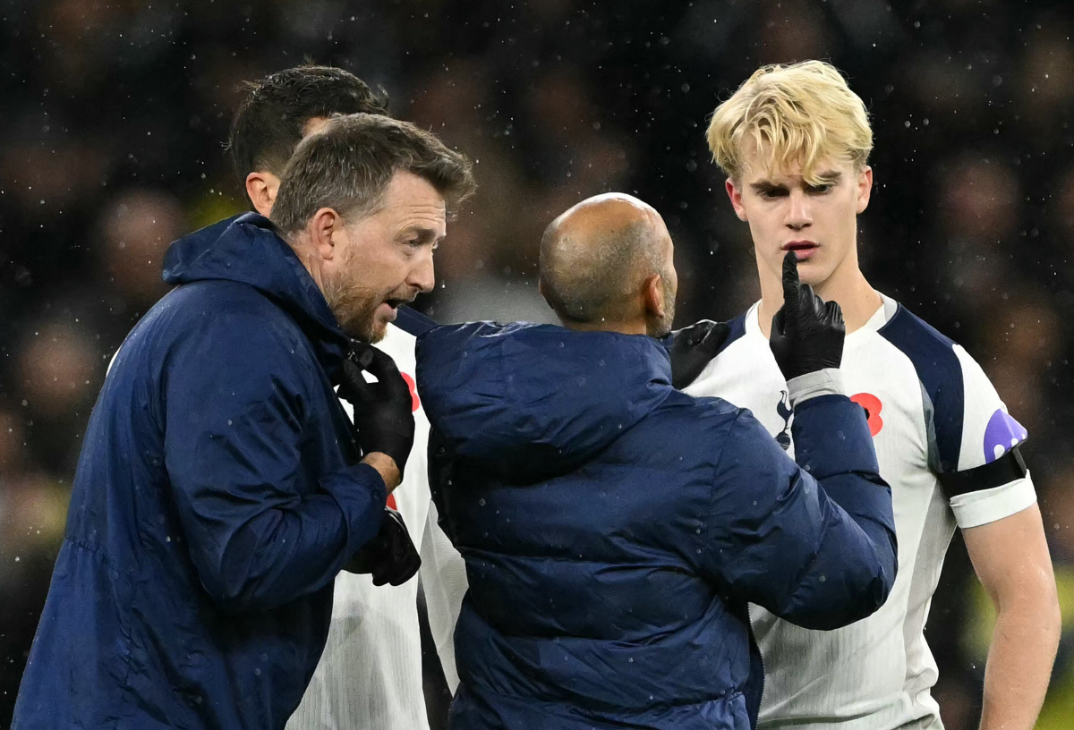 초비상! '머리 쿵' 경기중 충격, 뇌진탕 회복 더뎌→"장기적인 문제 가…