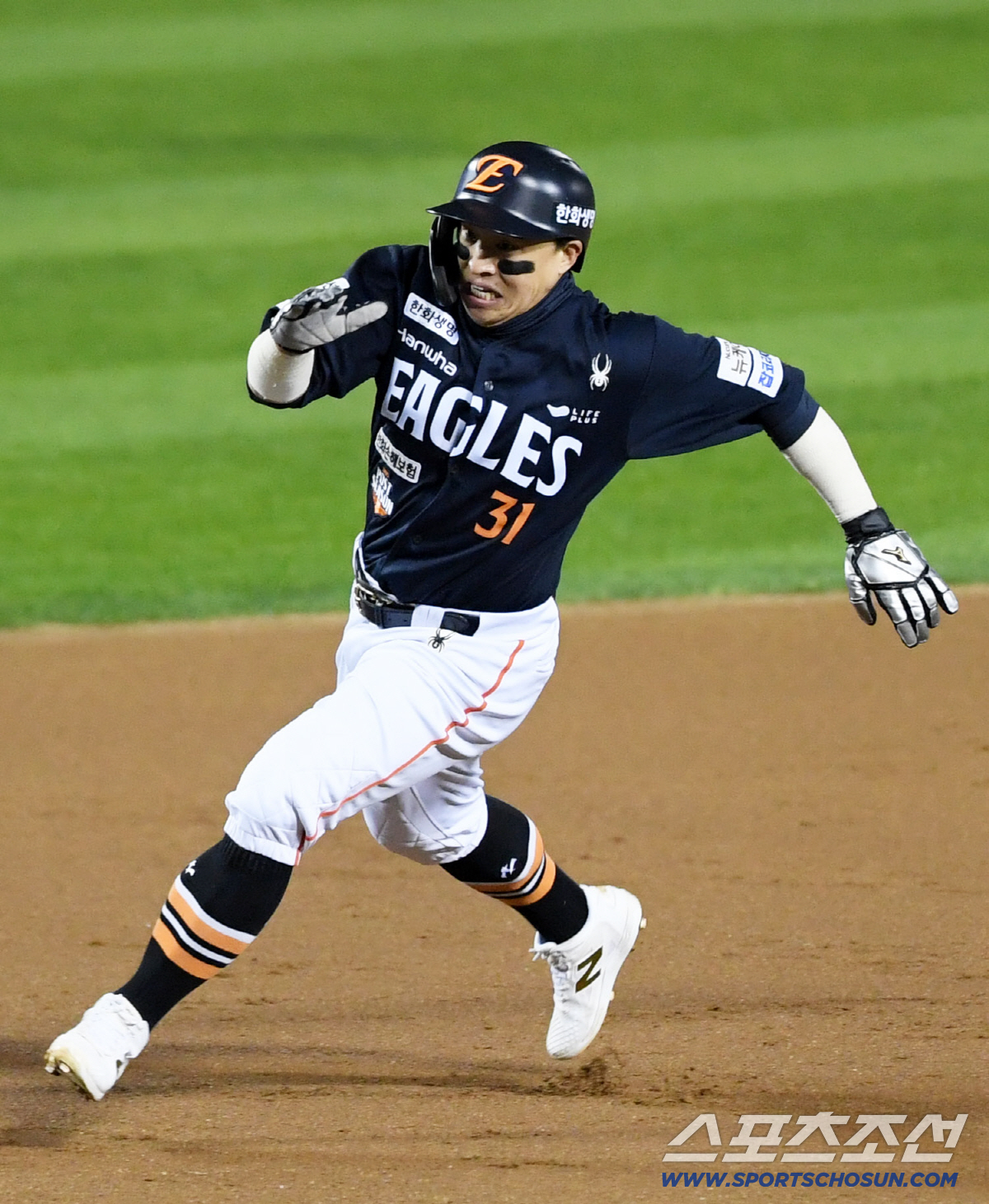 162억 벌었는데... 강백호에 입지 줄어든 손아섭의 선택은. 우승인가,…