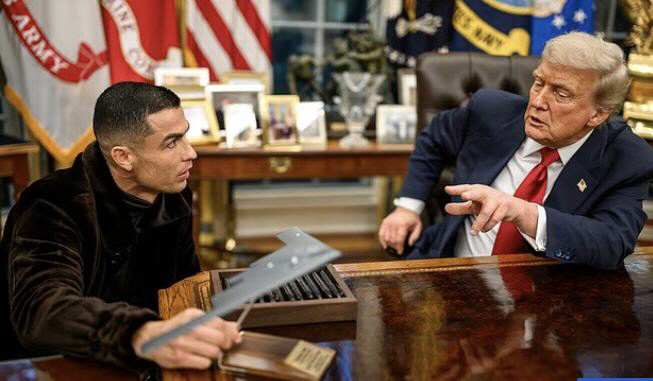 트럼프→호날두에게 준 깜짝선물 '황금열쇠'...일론 머스크 등 '최애'만…