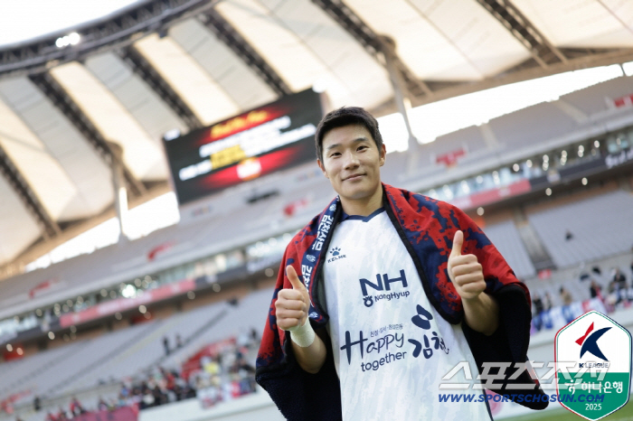 "'수원삼성맨'김주찬의 거수경례→린가드 빛바랜 10호골"서울,김천에 1대…