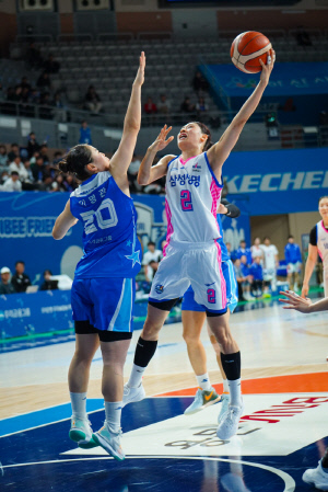 삼성생명, 우리은행 2연패로 몰아 넣으며 시즌 마수걸이 승