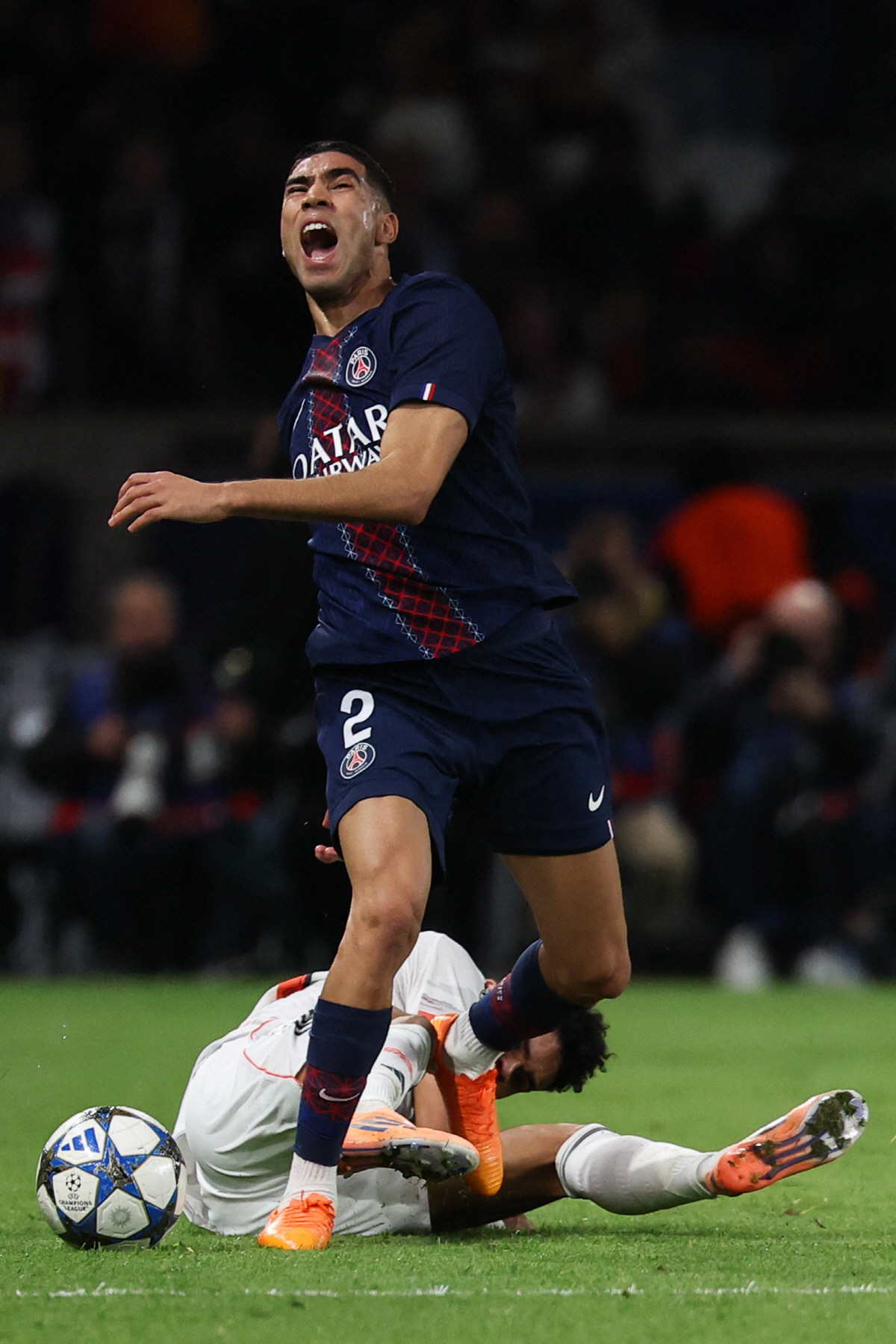 "넌 범죄자야!"'이강인 절친' 다치게 한 '김민재 동료' 살인태클, 결…