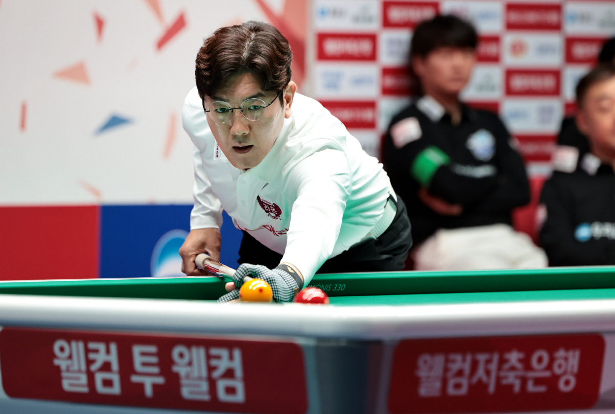 '이거 실화냐? 3라운드 전패→4라운드 4연승+우승도전' 기적의 반전드라…