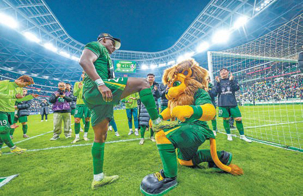 "마지막날 포트트릭 날벼락" 27골 넣고도 득점왕 놓친 전직 K리거의 눈…